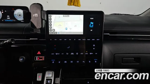 Hyundai Staria 2025 — фото 13