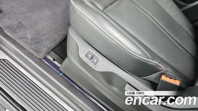 Hyundai Staria 2025 — фото 19