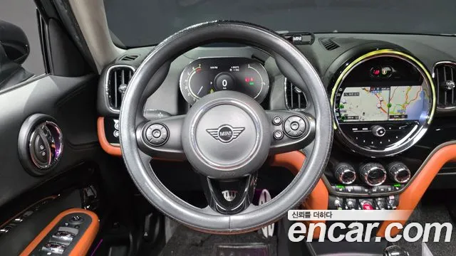 Mini Countryman 2021 — фото 19