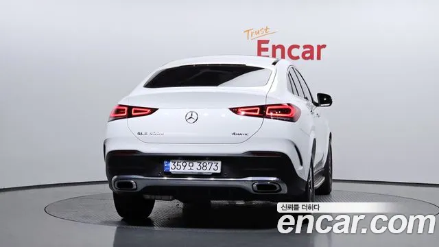 Mercedes-Benz GLE-Class 2021 — фото 4