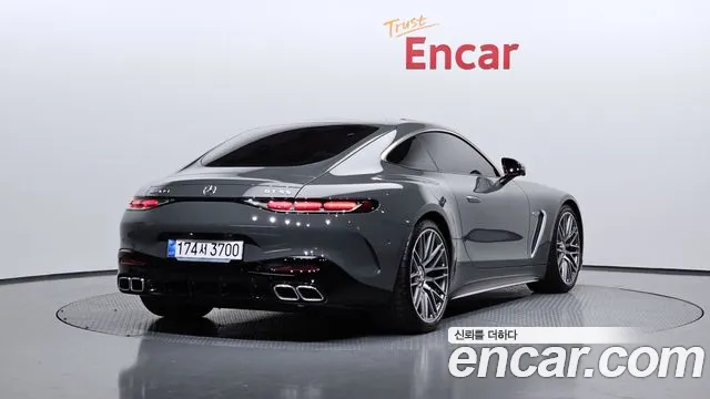 Mercedes-Benz AMG GT 2025 — фото 2