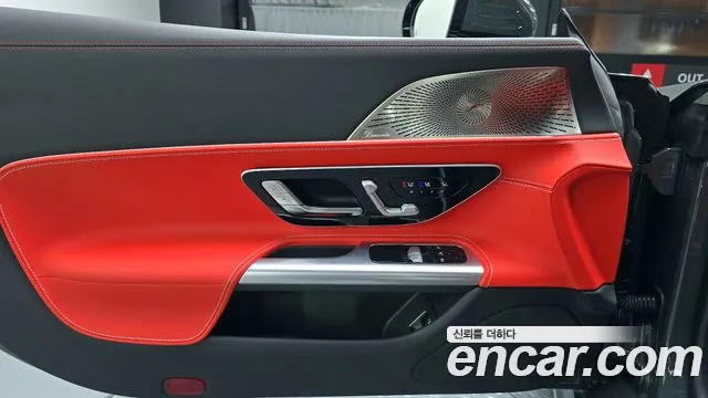 Mercedes-Benz AMG GT 2025 — фото 14