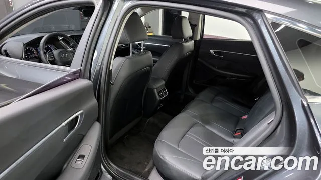 Hyundai Sonata 2021 — фото 11