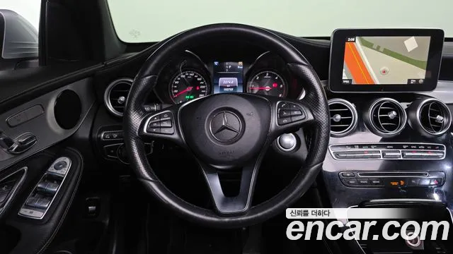 Mercedes-Benz GLC-Class 2017 — фото 13