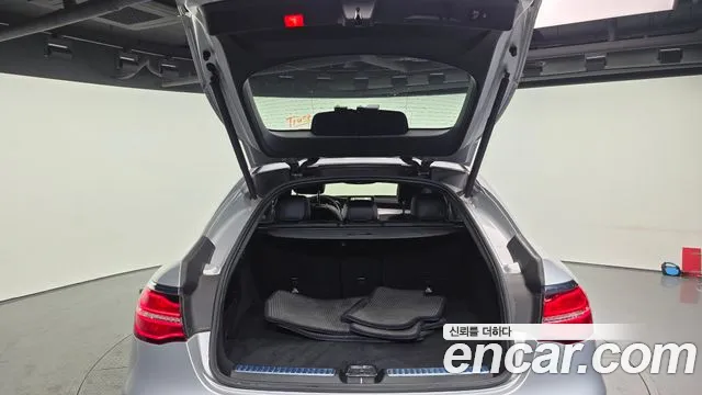 Mercedes-Benz GLC-Class 2017 — фото 20