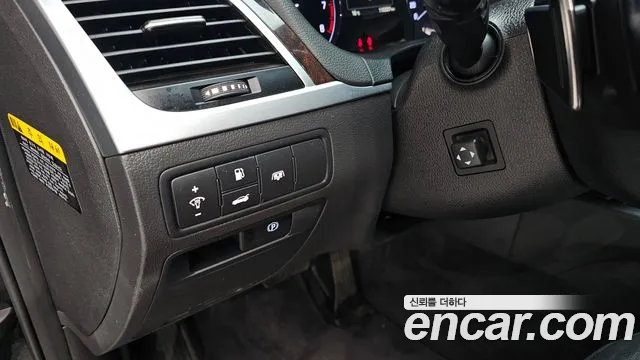 Hyundai Genesis 2016 — фото 18