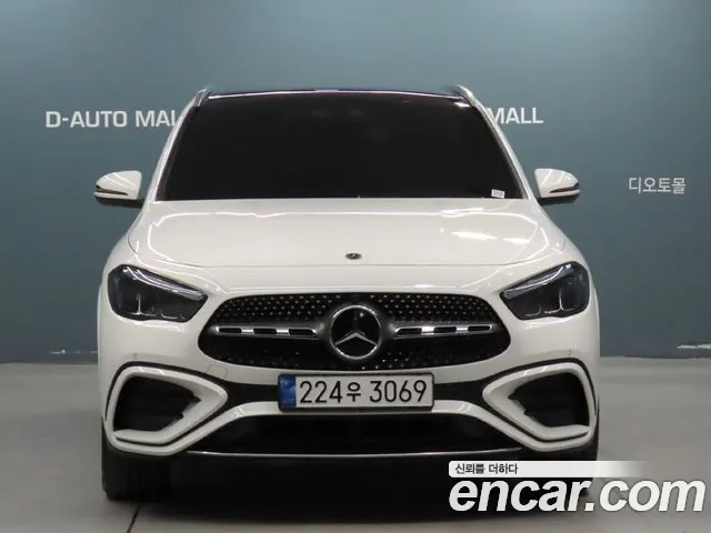 Mercedes-Benz GLA-Class 2024 — фото 3