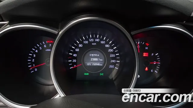 Kia K5 2015 — фото 11