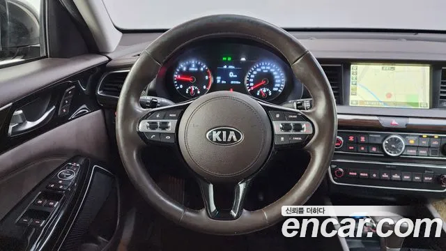 Kia K7 2018 — фото 12