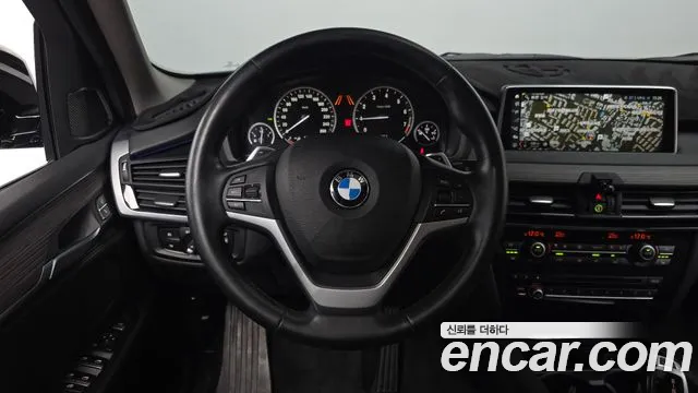 BMW X5 2018 — фото 18