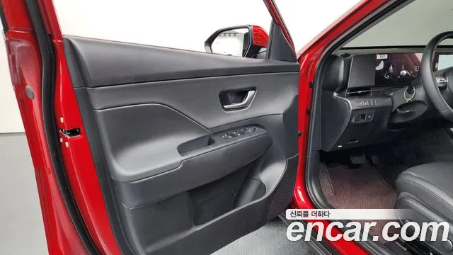 Hyundai Kona 2025 — фото 14