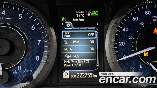 Toyota Sienna 2019 — фото 16
