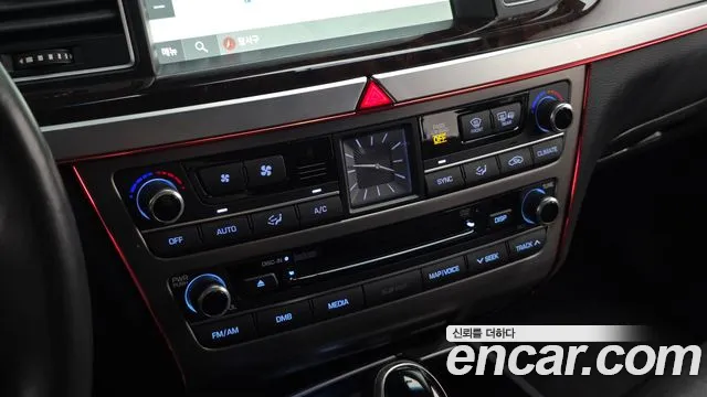 Hyundai Genesis 2016 — фото 19