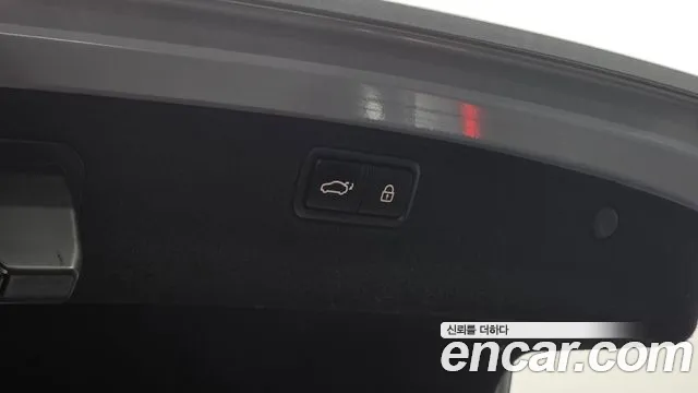 Hyundai Genesis 2016 — фото 20