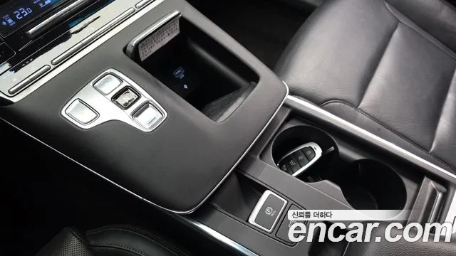 Hyundai Grandeur 2020 — фото 9