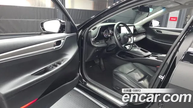 Hyundai Grandeur 2020 — фото 10