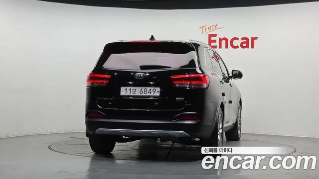 Kia Sorento 2016 — фото 4