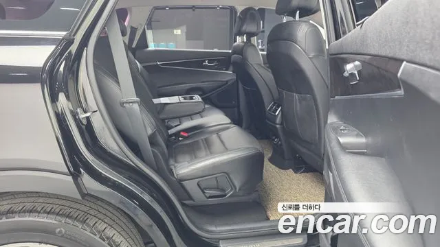 Kia Sorento 2016 — фото 12
