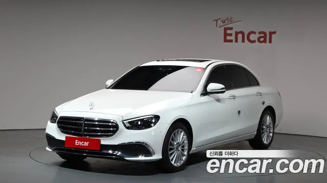 Mercedes-Benz E-Class 2022 — фото 1