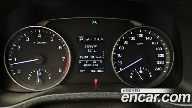 Hyundai AVANTE 2018 — фото 11