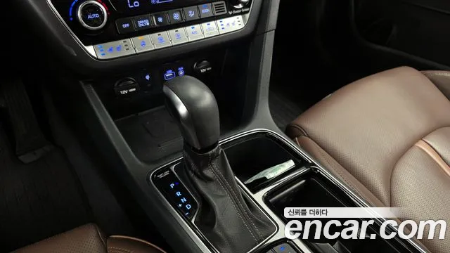 Hyundai Sonata 2018 — фото 12