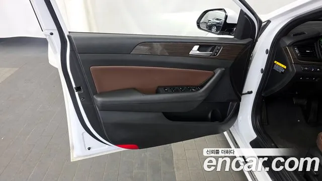 Hyundai Sonata 2018 — фото 14