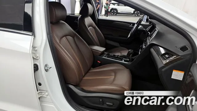 Hyundai Sonata 2018 — фото 16