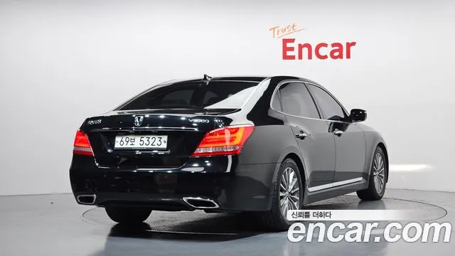 Hyundai Equus 2015 — фото 2