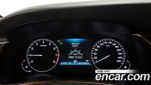 Hyundai Equus 2015 — фото 8