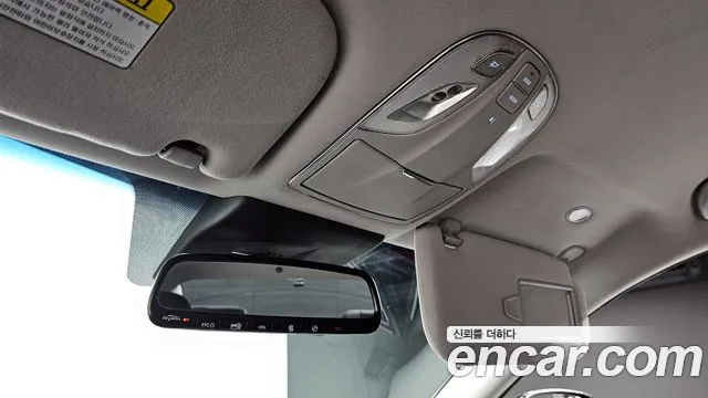 Hyundai Equus 2015 — фото 19