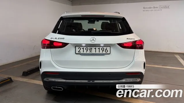 Mercedes-Benz GLA-Class 2025 — фото 4
