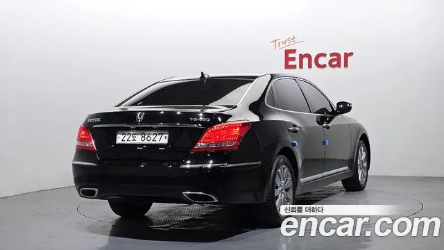 Hyundai Equus 2010 — фото 2