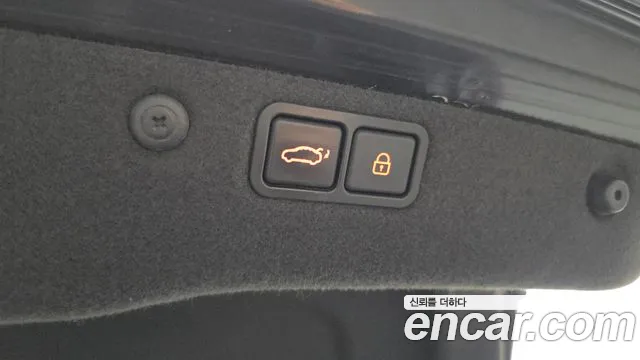 Hyundai Equus 2010 — фото 20