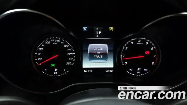 Mercedes-Benz C-Class 2017 — фото 11