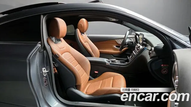 Mercedes-Benz C-Class 2017 — фото 17