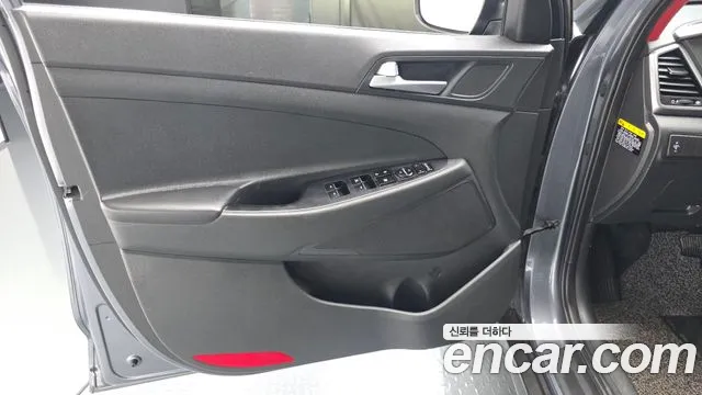 Hyundai Tucson 2017 — фото 13