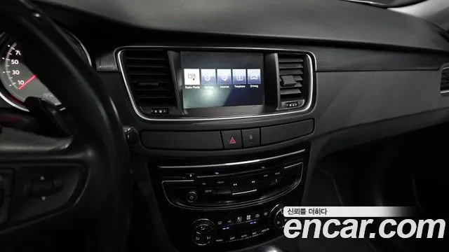 Peugeot 508 2015 — фото 14