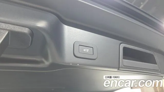 Land Rover Range Rover Evoque 2025 — фото 20