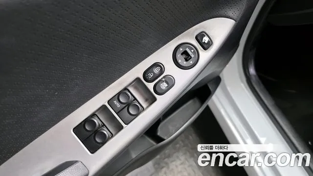 Hyundai Accent 2011 — фото 13