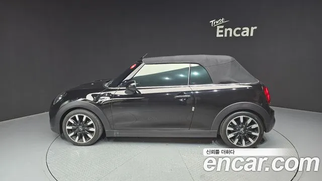 Mini Cooper Convertible 2019 — фото 20