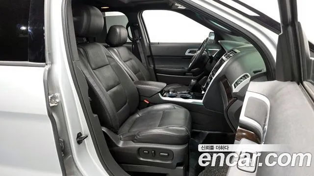 Ford Explorer 2014 — фото 11
