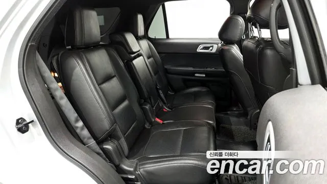 Ford Explorer 2014 — фото 12