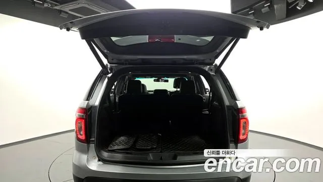 Ford Explorer 2014 — фото 20