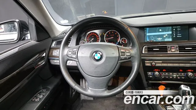 BMW 7-Series 2012 — фото 13