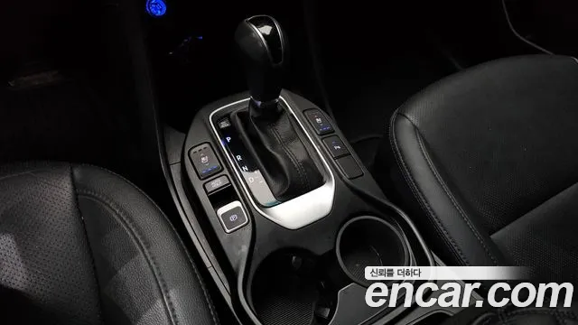 Hyundai Santafe 2018 — фото 9