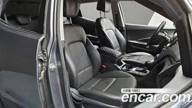 Hyundai Santafe 2018 — фото 11