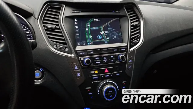 Hyundai Santafe 2018 — фото 16