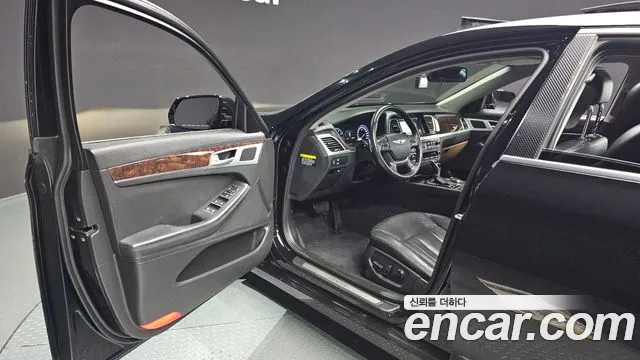Hyundai Genesis 2016 — фото 10