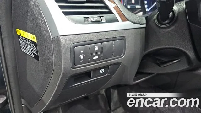Hyundai Genesis 2016 — фото 16