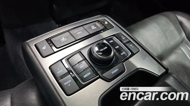 Hyundai Genesis 2016 — фото 19